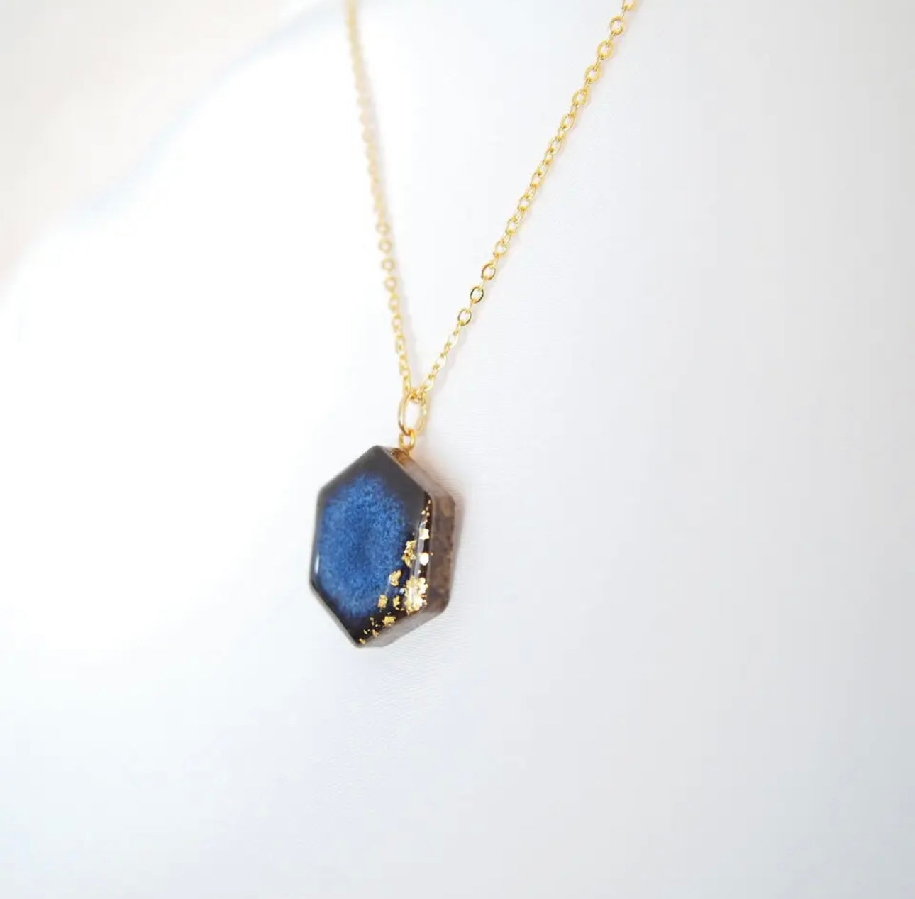 <Handmade in Japan> 美濃焼陶瓷六角形頸鏈 - 金箔