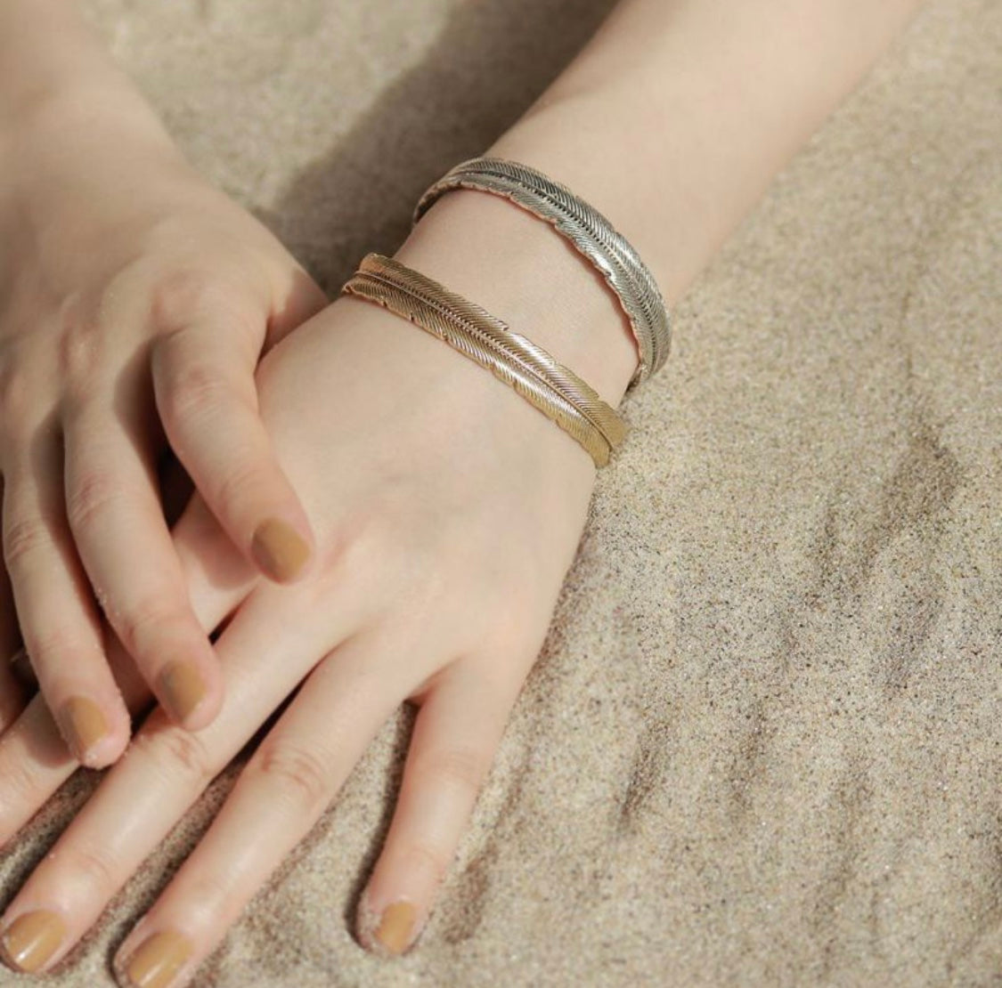 日本製 Limited Number 復古羽毛金屬手鐲