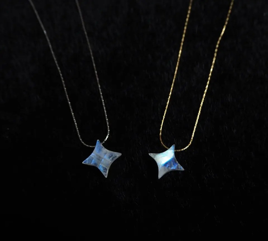 <Handmade in Japan> 菱形月亮石頸鏈