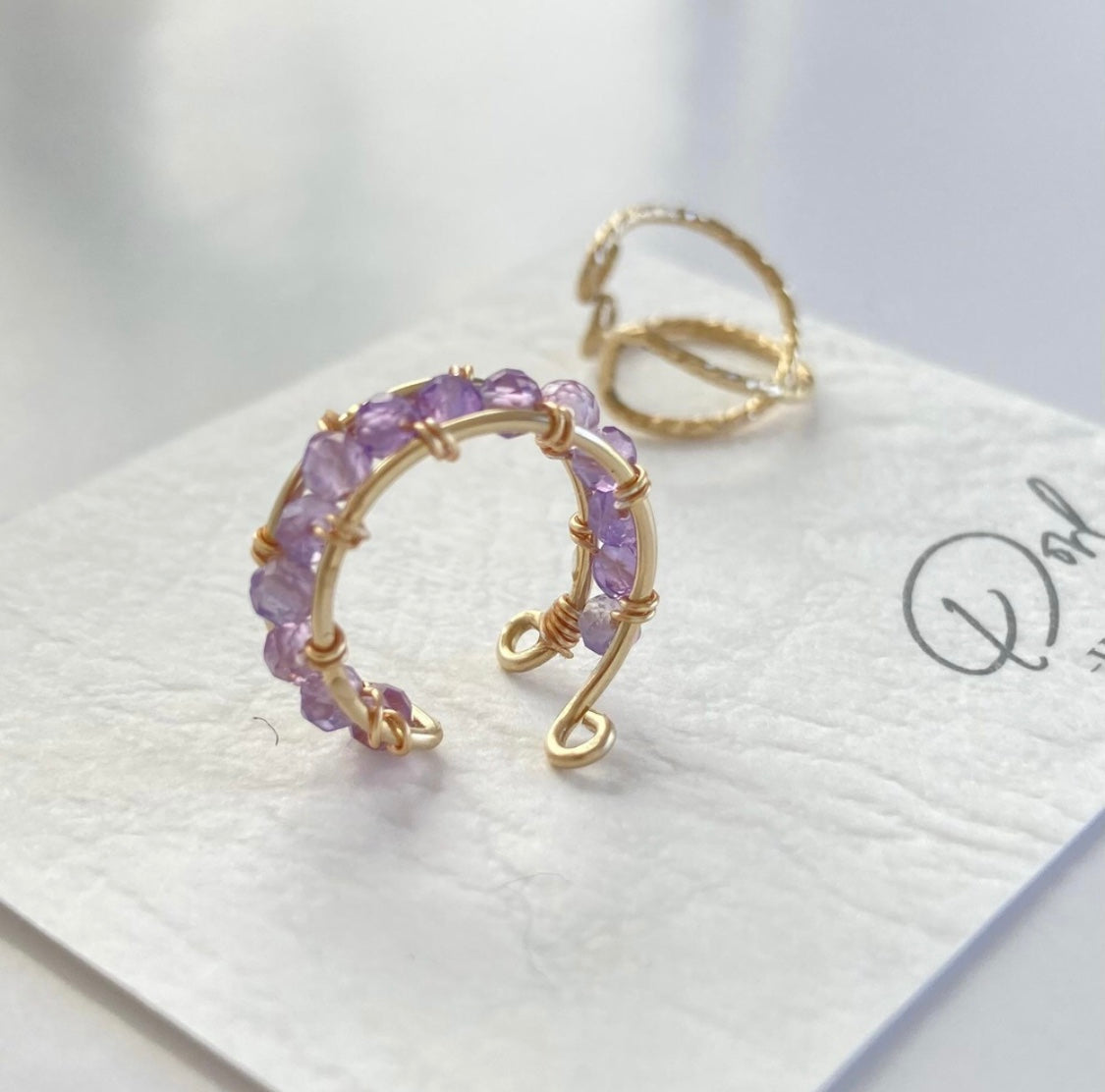 <Handmade in Japan> 天然石配14k鍍金耳骨夾