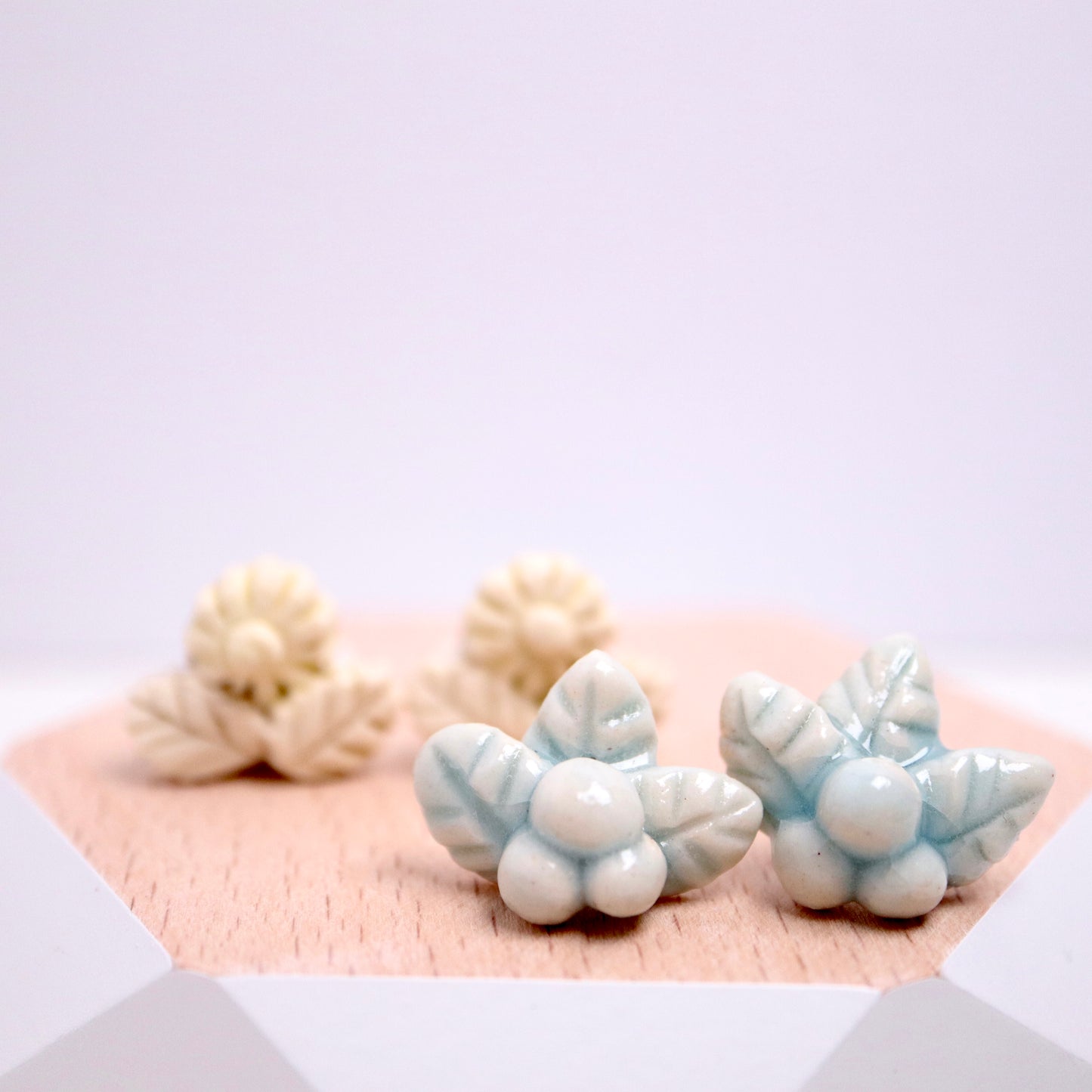 <Handmade in Japan> 手工陶藝花飾耳環