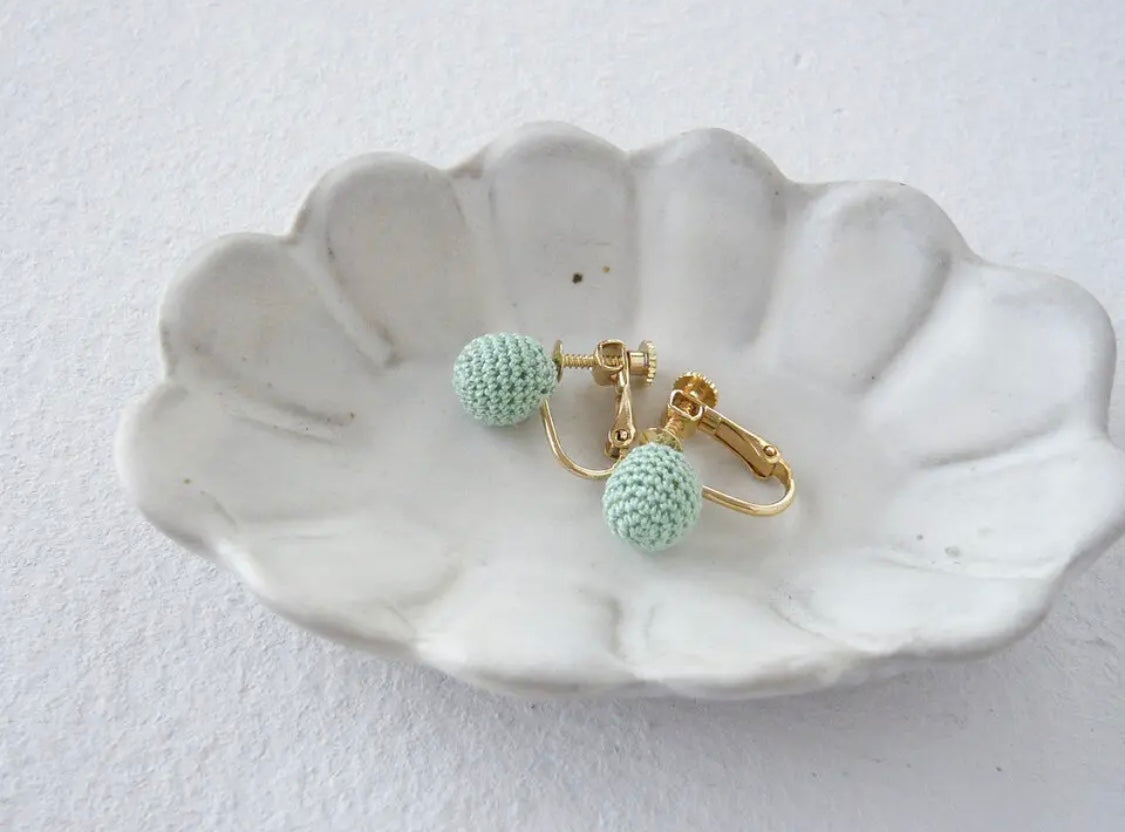 <Handmade in Japan> 七彩小汽球編織耳環
