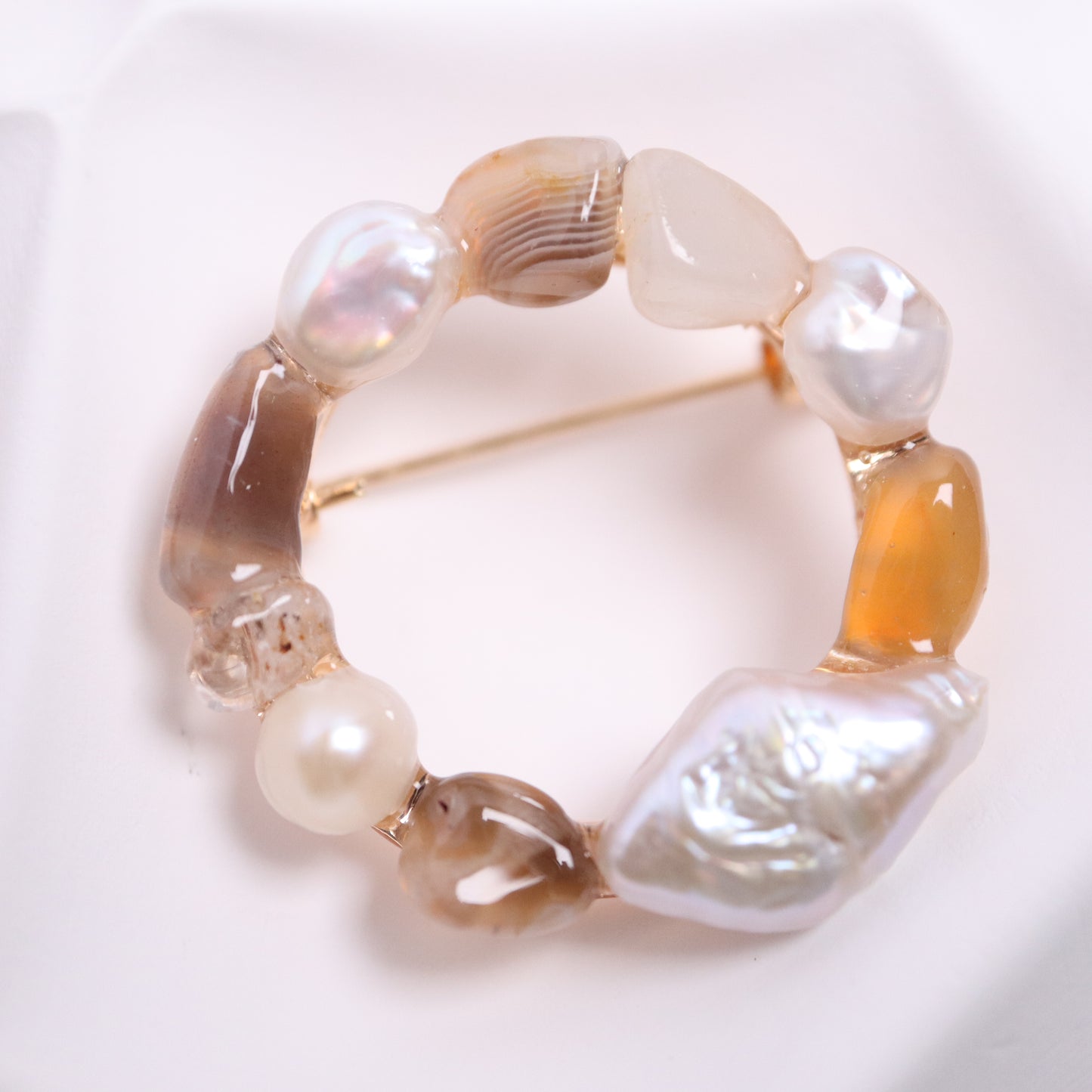 <Handmade in Japan> 天然石配淡水珍珠扣針飾品