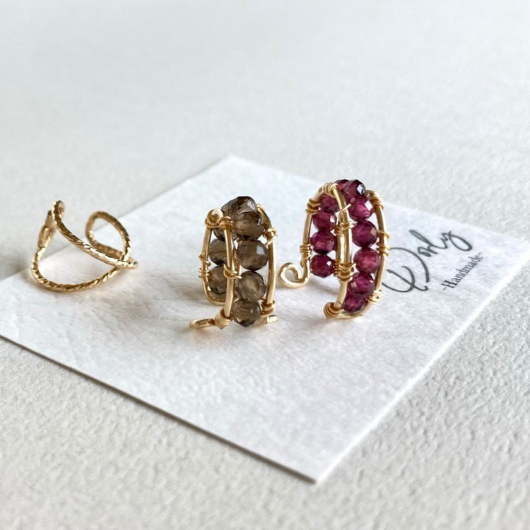 <Handmade in Japan> 天然石配14k鍍金耳骨夾