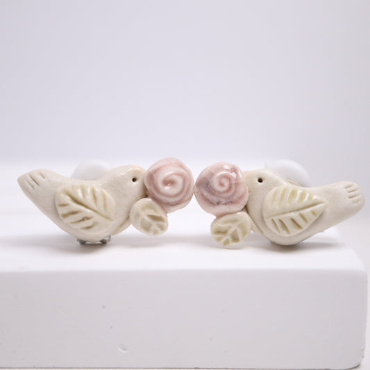 <Handmade in Japan> 手工陶藝玫瑰花小鳥耳環(耳夾)