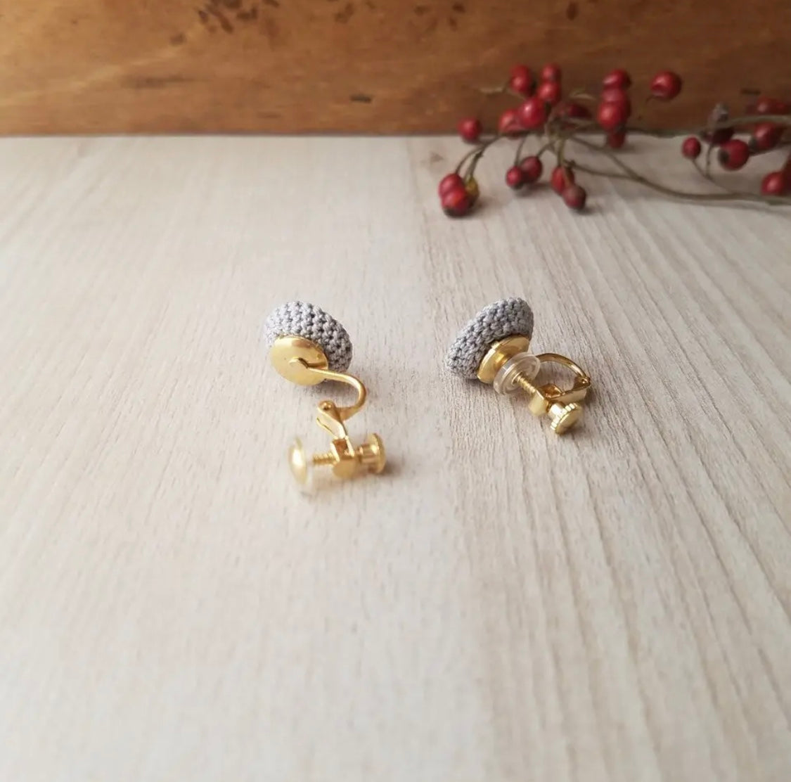 <Handmade in Japan> 彩色小鈕扣編織耳環