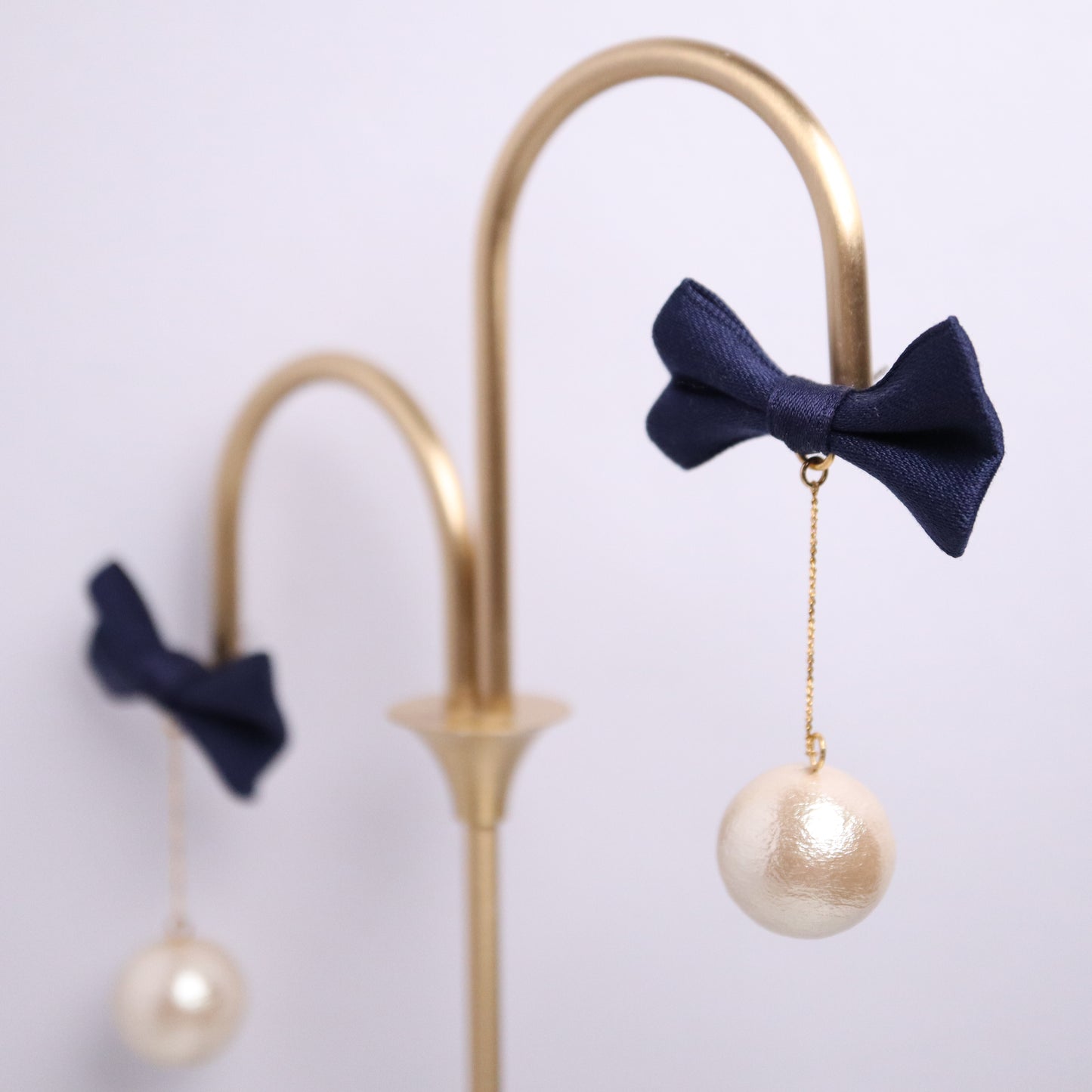 日本Luccica 大波波蝴蝶結2way耳環