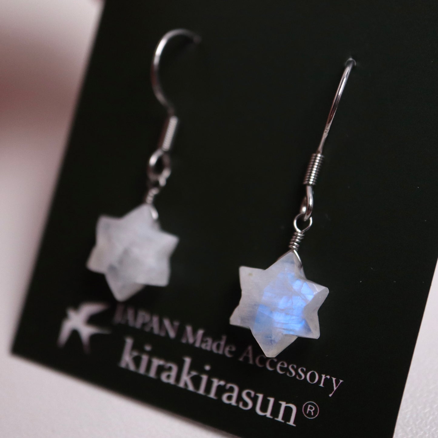 <Handmade in Japan> 香港限定六芒星月亮石耳環