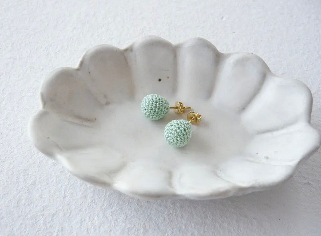 <Handmade in Japan> 七彩小汽球編織耳環