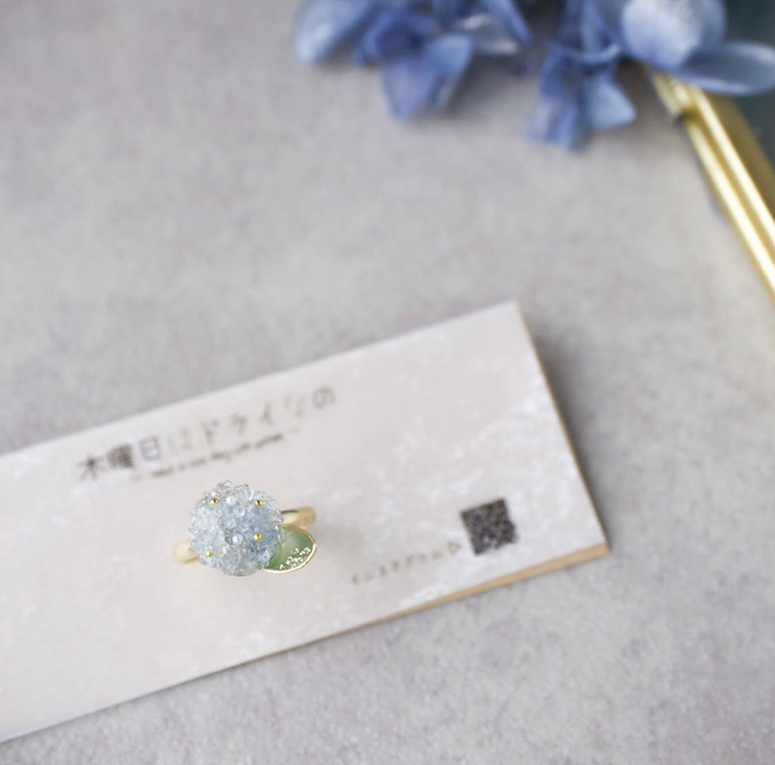 <Handmade in Japan> 玻璃紫陽花戒指